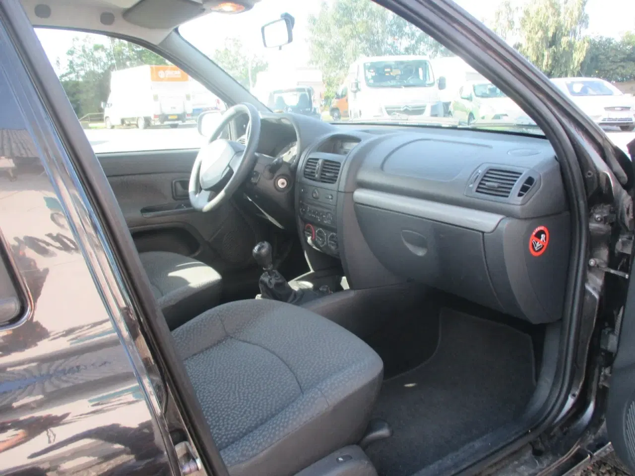 Billede 10 - Renault Clio II 1,2 8V Storia