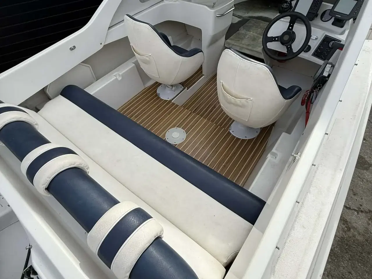 Billede 20 - Crescent 610 Corona med 100 hk Yamaha