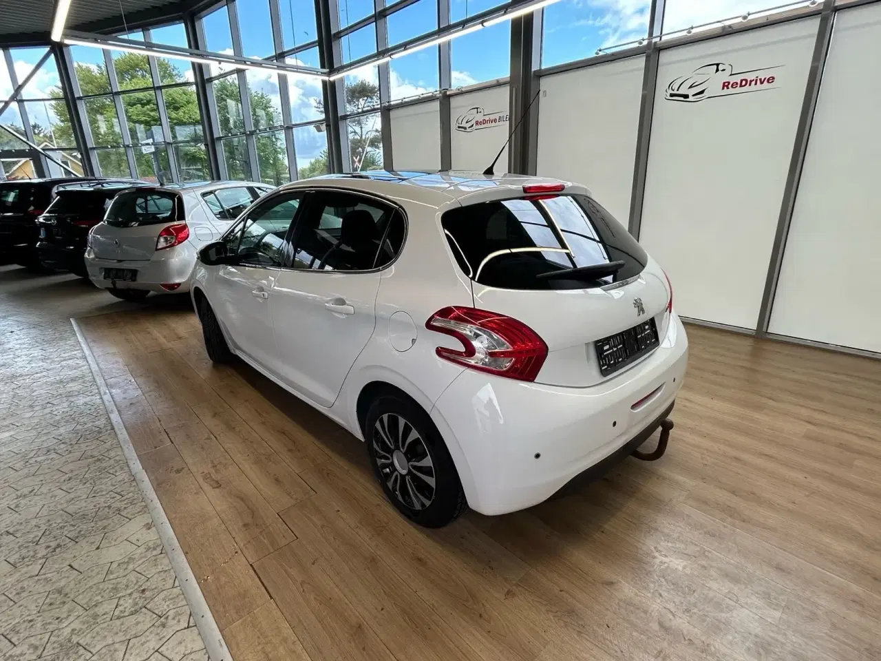 Billede 6 - Peugeot 208 1,2 VTi Allure Sky 82HK 5d
