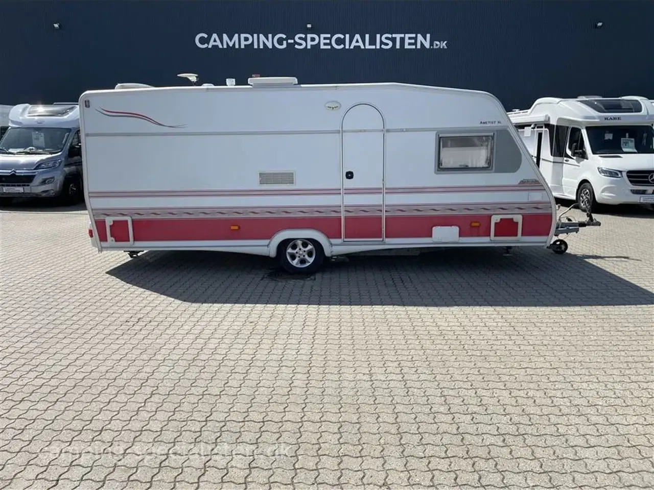 Billede 1 - 2003 - Kabe Ametist XL KS   Pæn og velholdt helårsvogn - Kabe Ametist 560 XL KS fra 2003 - Kan nu opleves hos Camping-Specialisten i Silkeborg