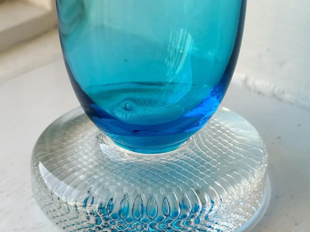 Billede 4 - Turkis glasvase på krystalfod, NB