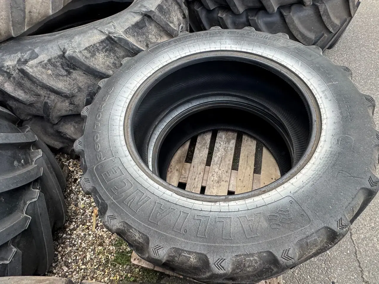 Billede 3 - Alliance 360/70R28