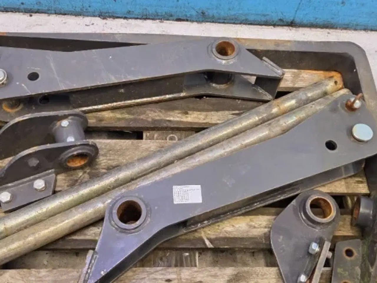 Billede 16 - New Holland B115C Pallegafler Kit 87310367