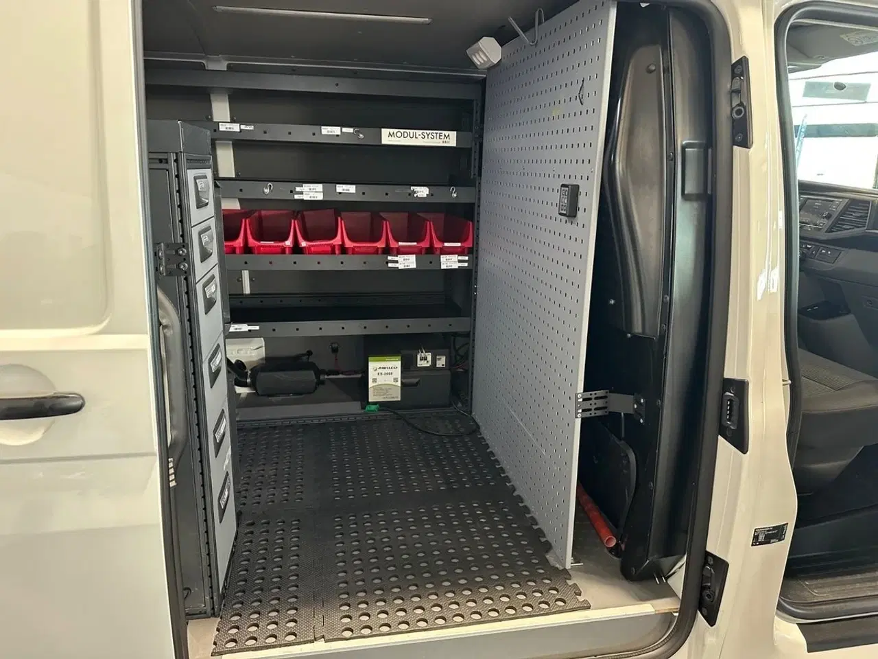 Billede 15 - VW Transporter 2,0 TDi 150 Kassevogn DSG lang