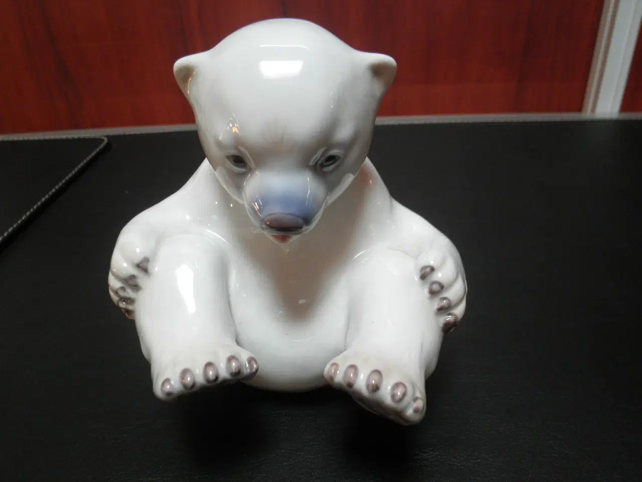Billede 1 - Royal Copenhagen isbjørneunge nr. 536
