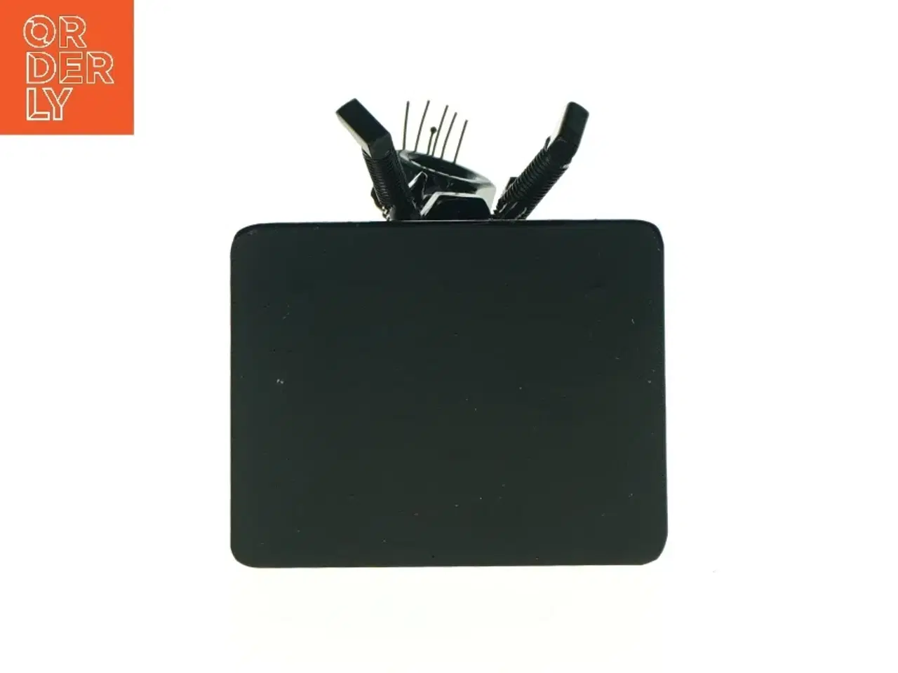 Billede 4 - Figur på bænk (str. LBH: 10x8x18 cm)