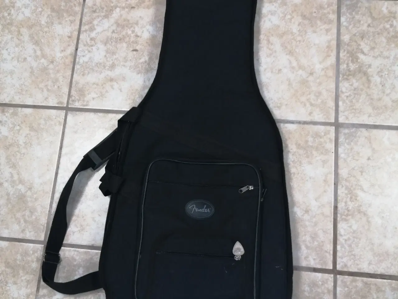 Billede 1 - Guitar taske 2 stk