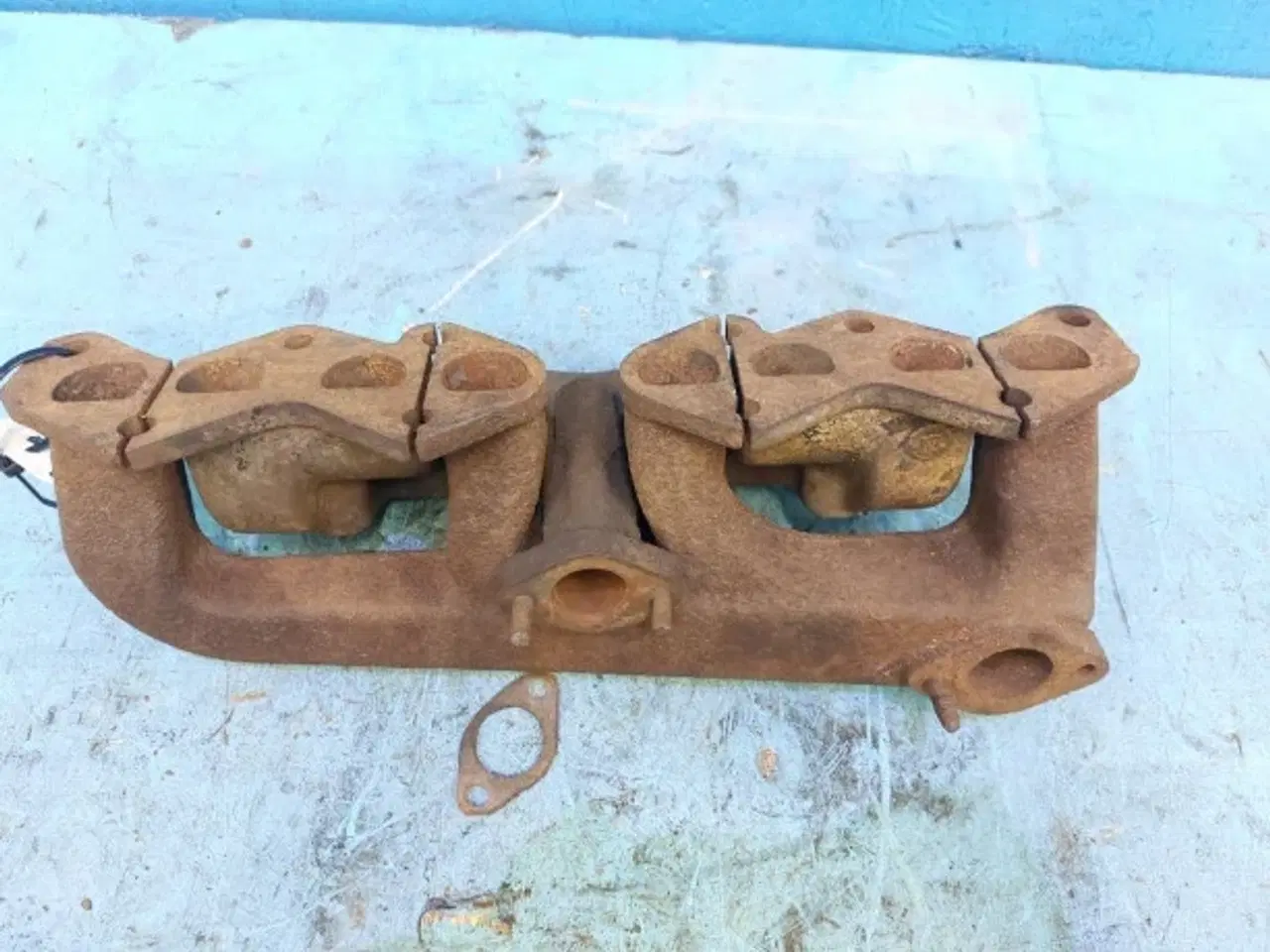 Billede 9 - Massey Ferguson TEA 20 Udstødningsmanifold 825458M1