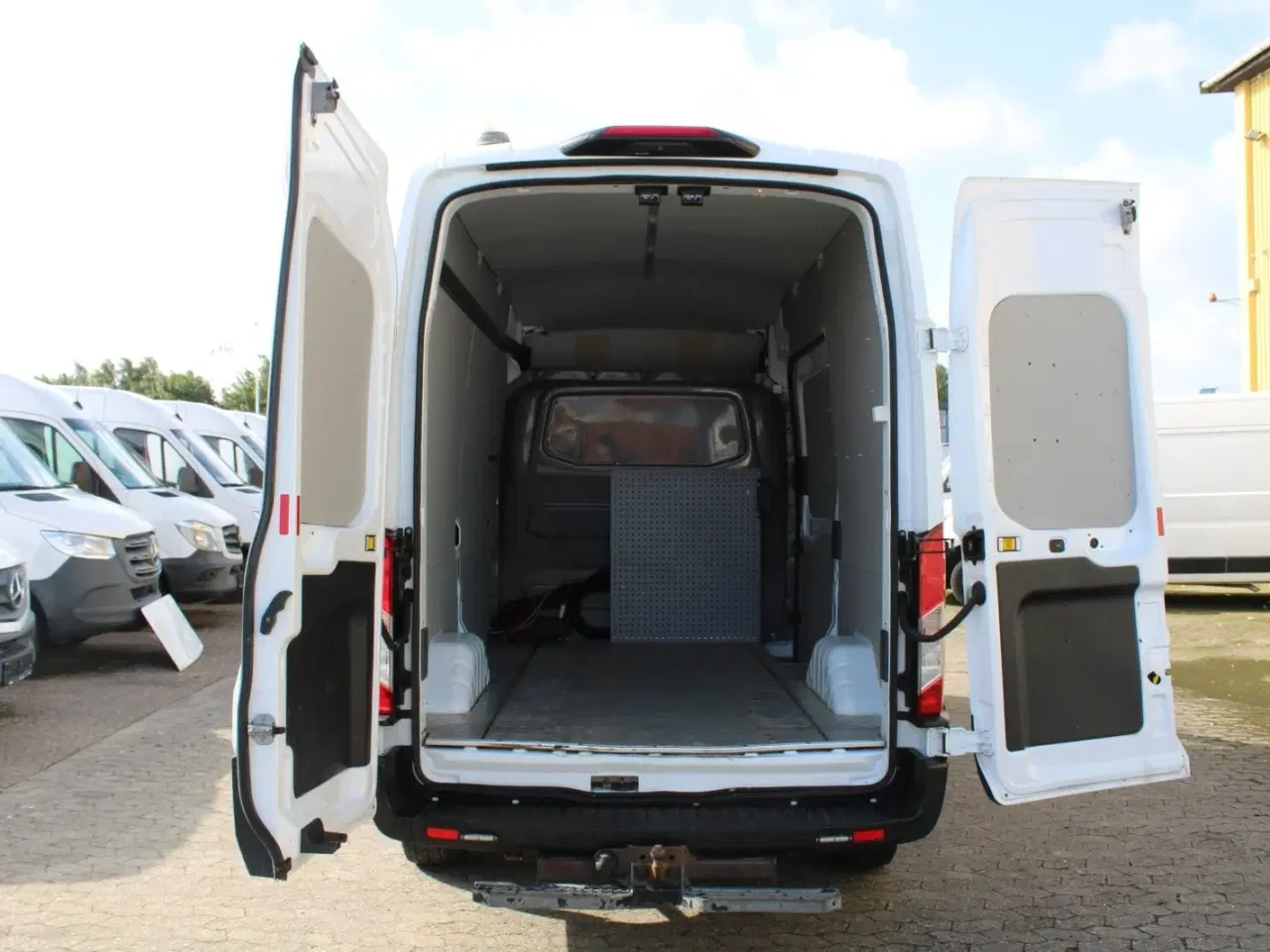 Billede 11 - Ford Transit 350 L2 Van 2,0 TDCi 170 Trend H3 AWD