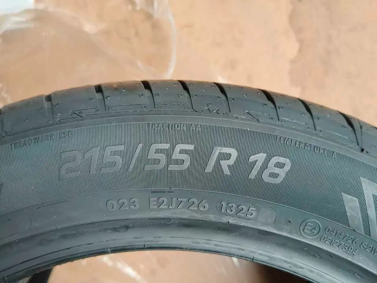 Billede 4 - 18" dæk - helt nye Vredestein Ultrac+ 215/55