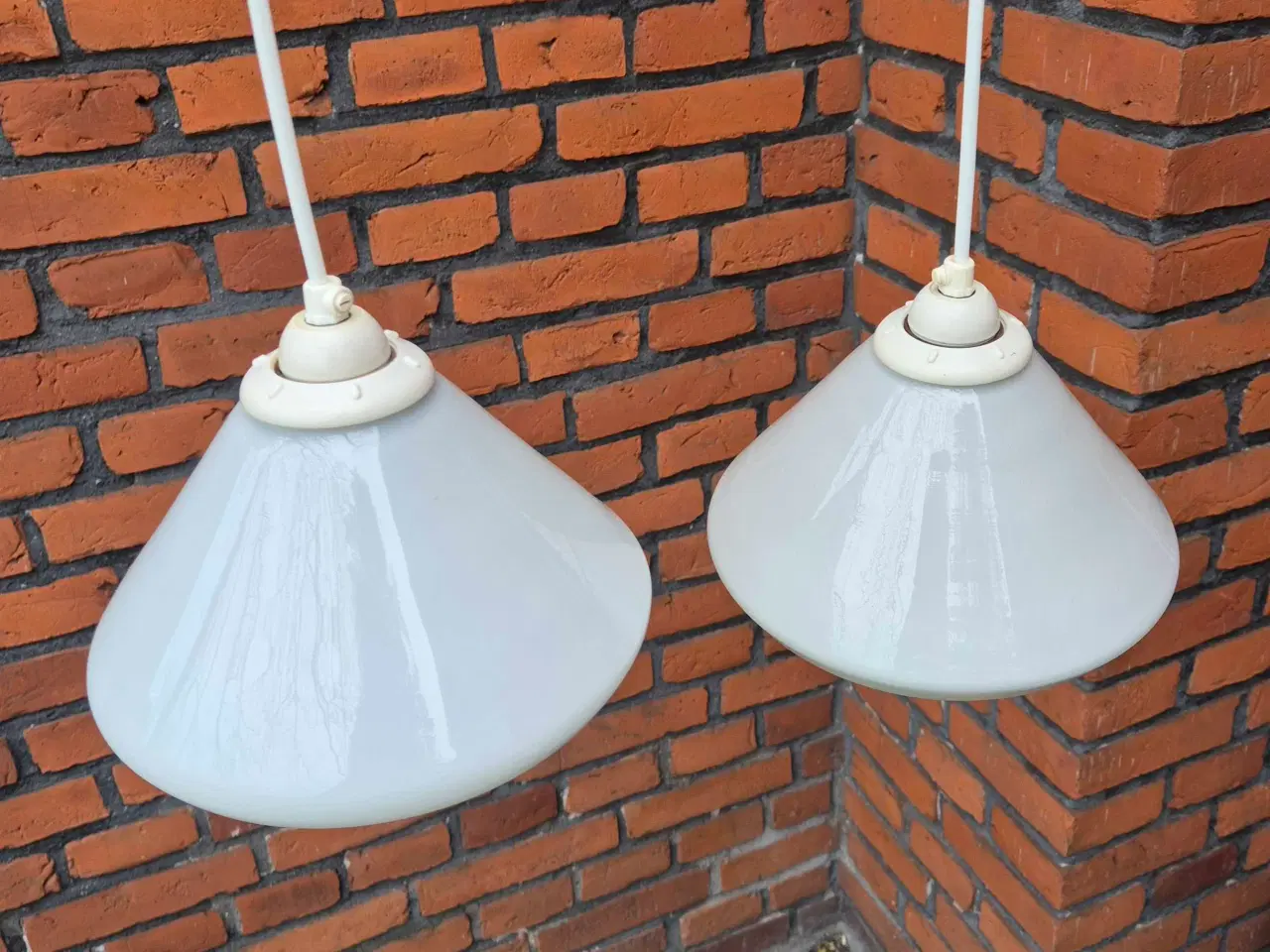 Billede 15 - Perfekte retrolamper i hvidt opalglas 