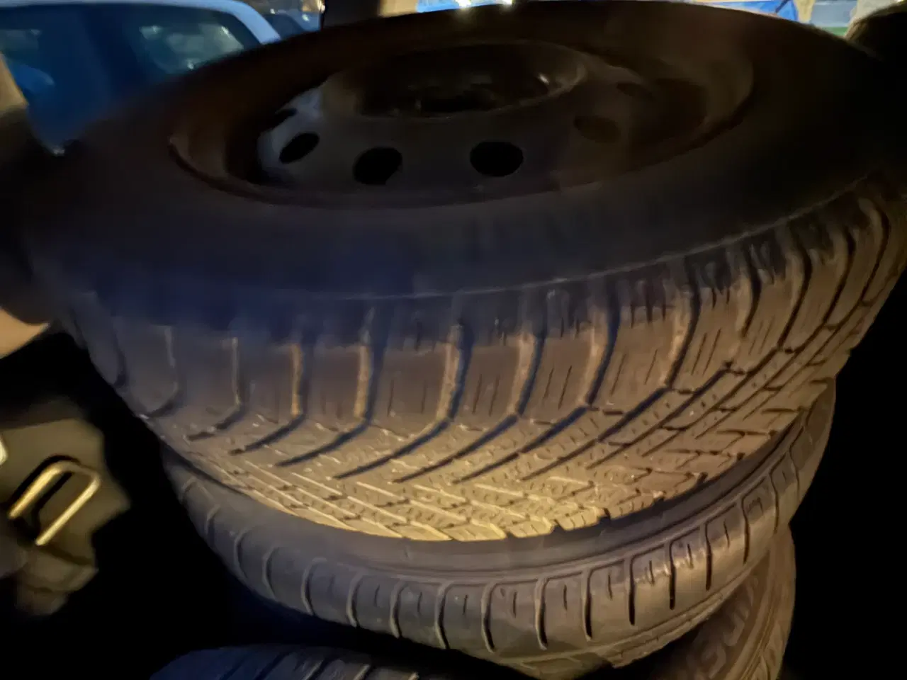 Billede 3 - Stålfælge med vinterdæk til bl.a Suzuki Swift