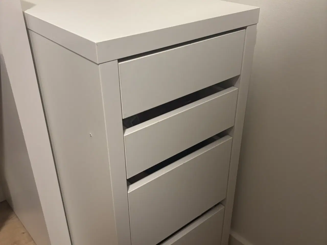 Billede 2 - IKEA kommode/skuffeelement med 4 skuffer