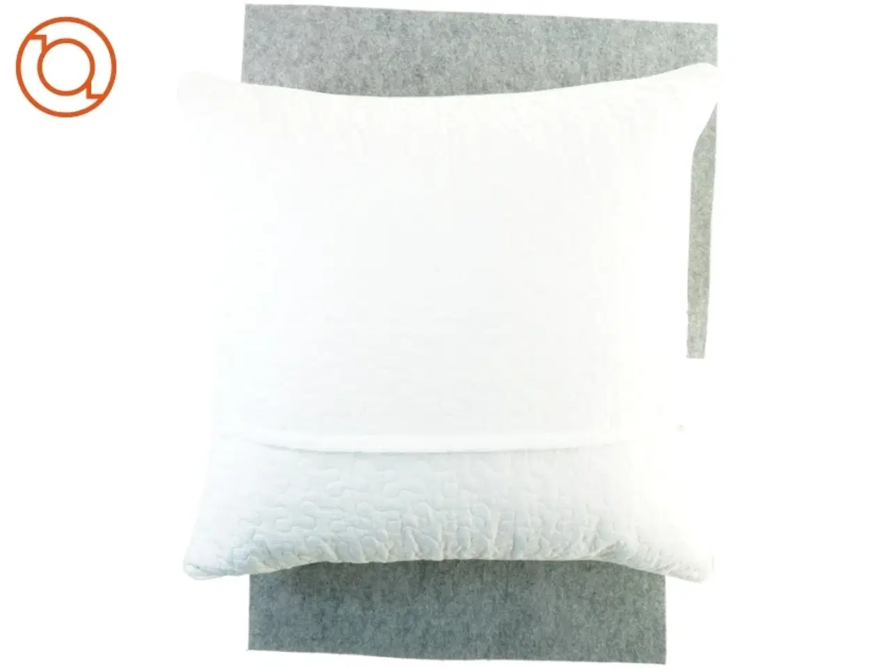 Billede 2 - Puder og sengetæppe (str. 250 x 260 cm og 60 x 60 cm)