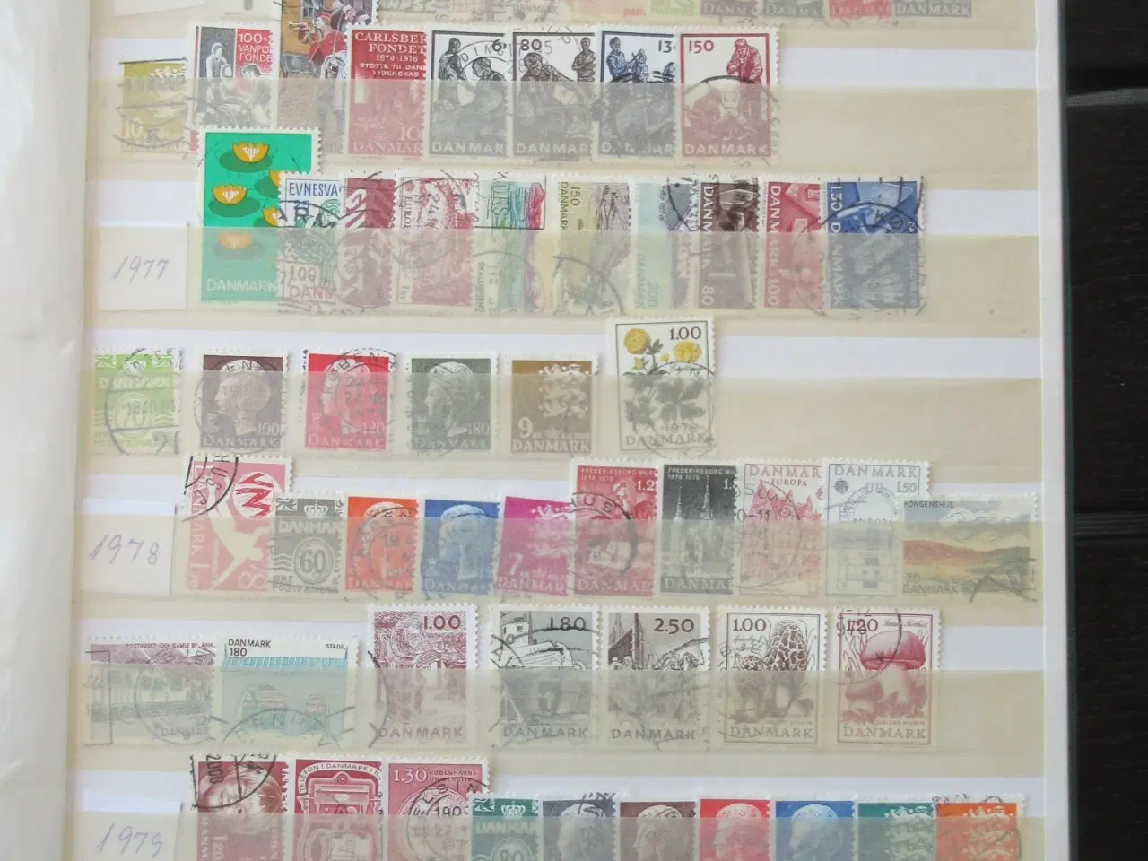 Billede 7 - Danmark samling i indstiksbog over 700 mærker