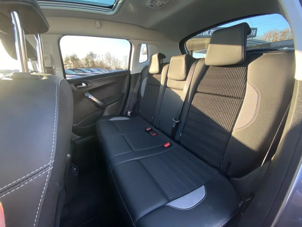 Billede 8 - Peugeot 2008 1,2 e-THP Edition Plus 110HK 5d