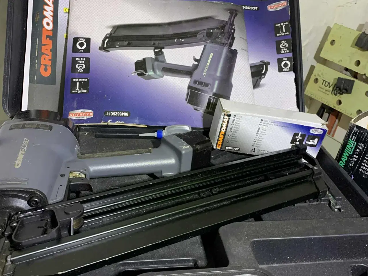 Billede 1 - Sømpistol med søm