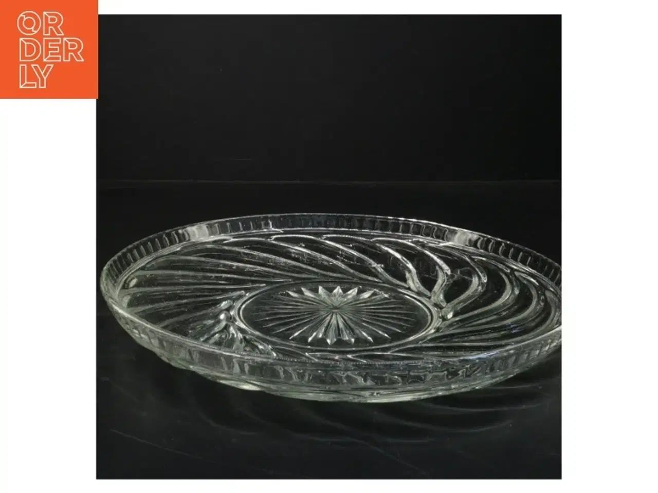Billede 2 - Glas fad med mønster (str. Ø 29,5 cm)