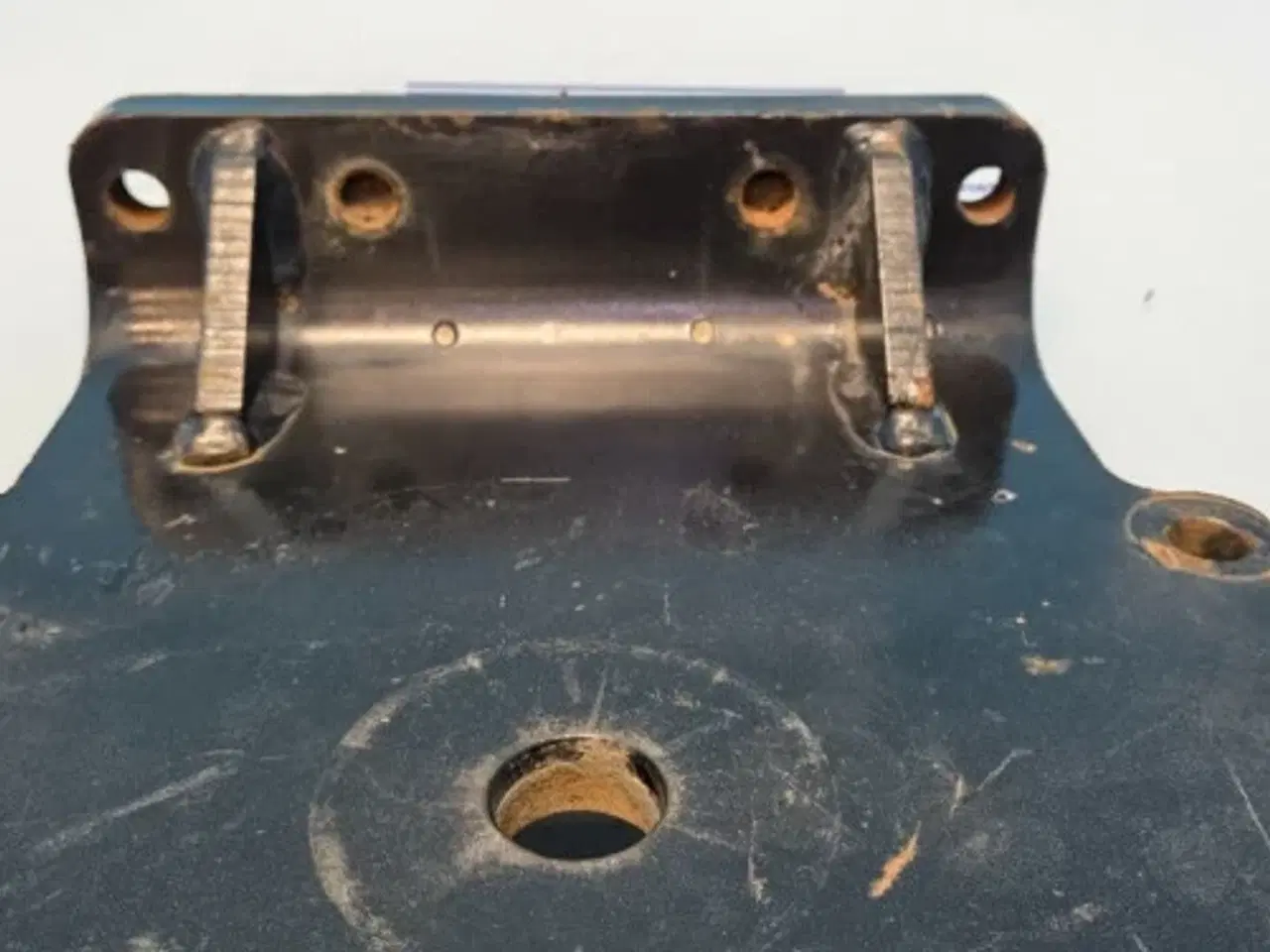 Billede 14 - New Holland T6030 Beslag 84642177