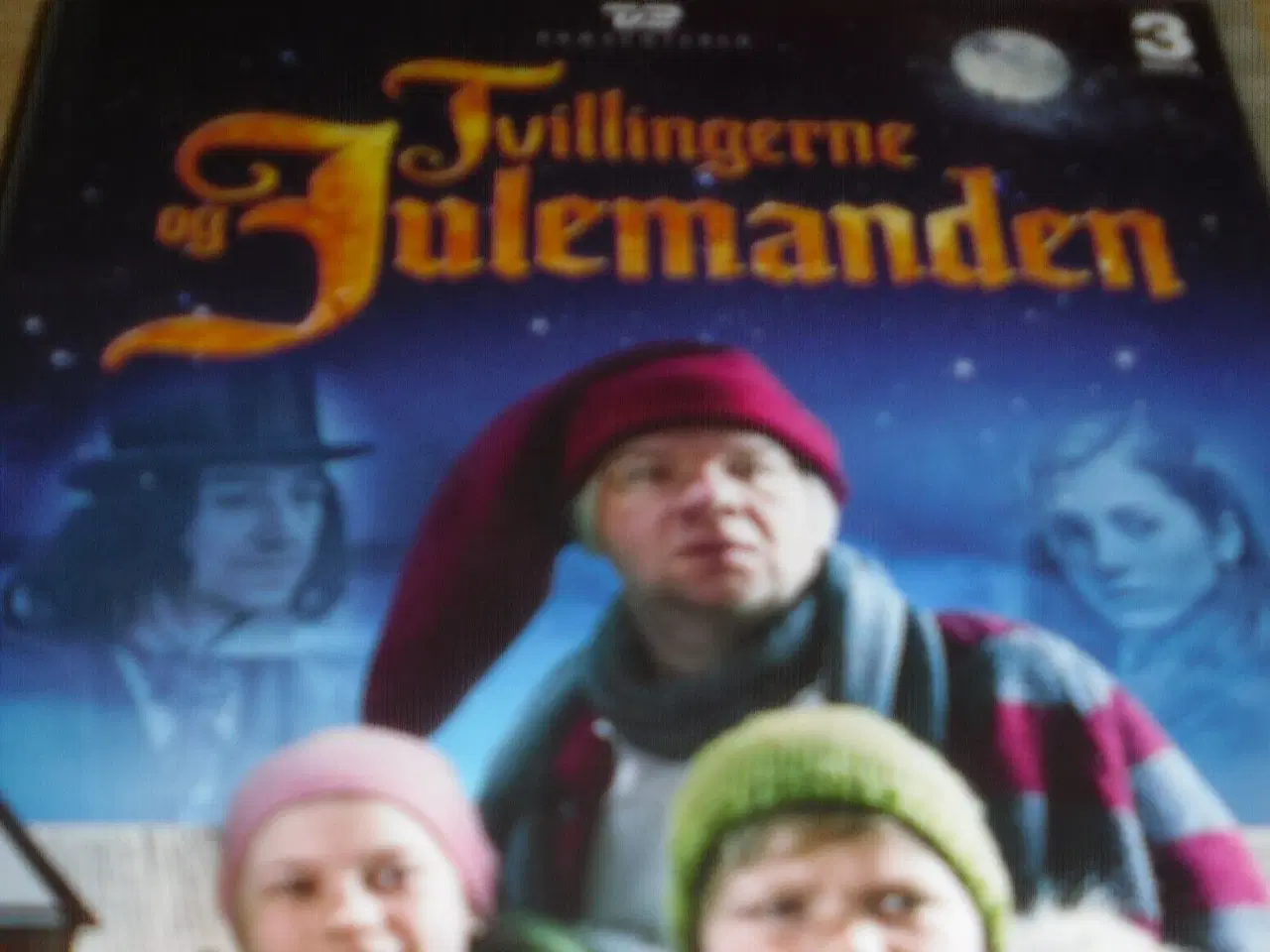 Billede 1 - Julekalender. TVILLINGERNE OG JULEMANDEN.