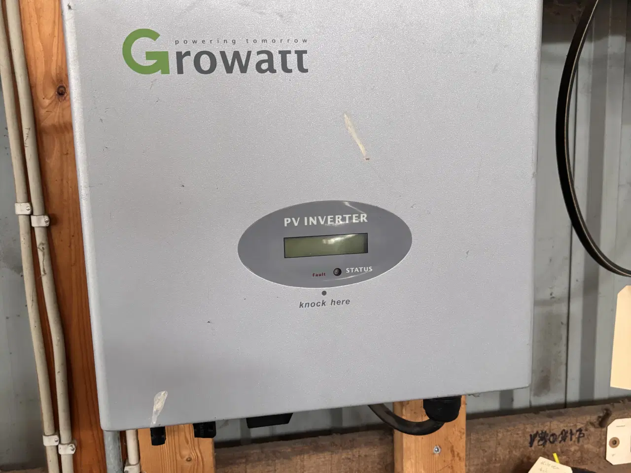 Billede 1 - Inveter passer til 6 kw anlæg 2stk