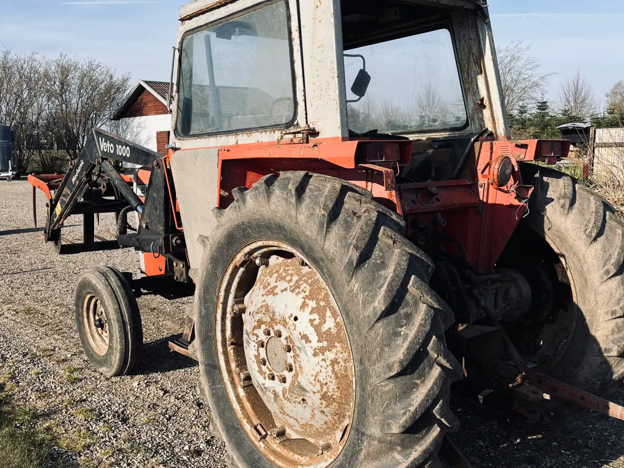 Billede 3 - Traktor MF 565 med frontlæsser