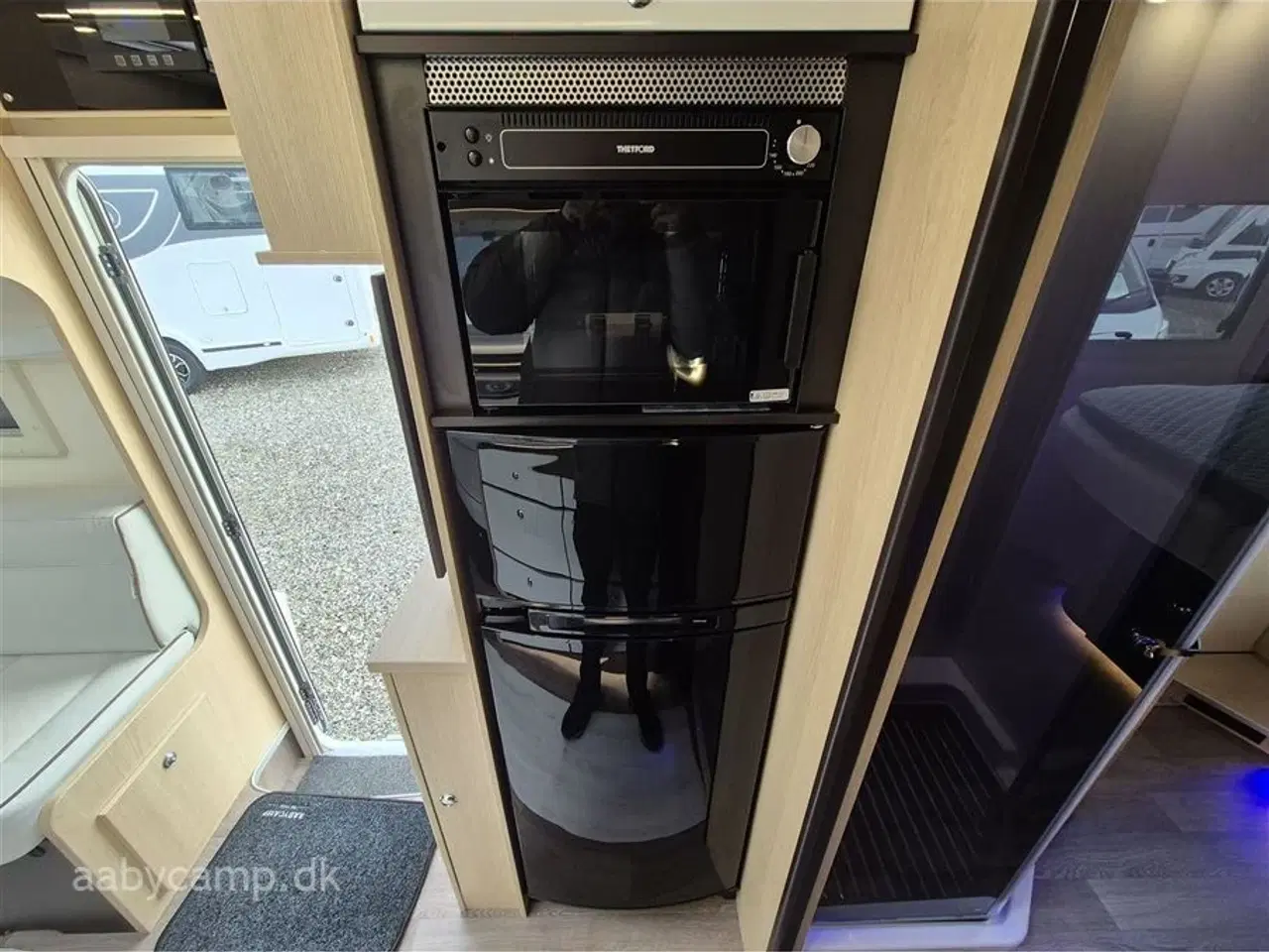 Billede 15 - 2024 - Autostar Prestige I 790 LC   Automatgear. Markise. 200 Ah lithium batteri. 2000w inverter. udvendig gasudtag. A/C. 2x Tv. hæve/sænke cykelstativ på El. Hydrauliske støtteben. Undervognsbehandlet.