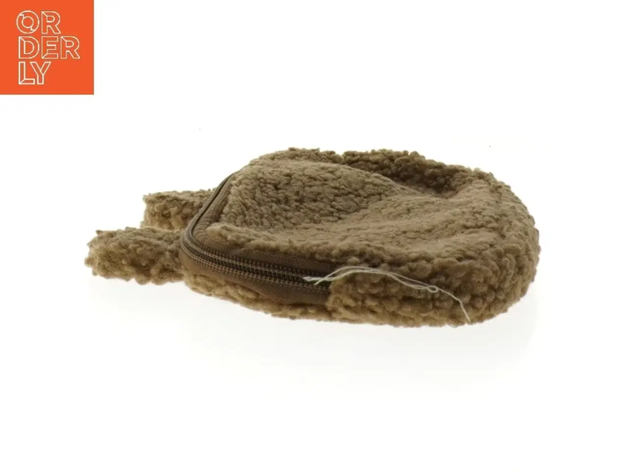 Billede 5 - Pennehus i plys med dyremotiv (str. 23 x. 13 cm)