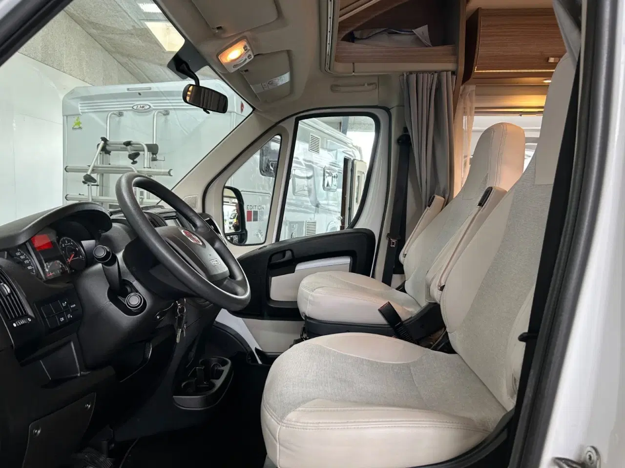 Billede 6 - Fiat Carado 2,3 MJT T348 aut.