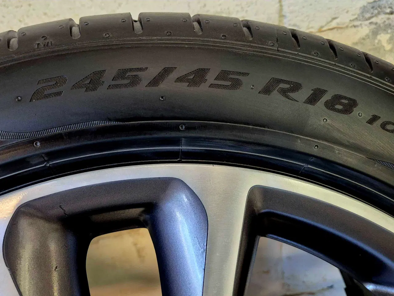 Billede 7 - E-KLASSE MERCEDES ORIGINAL ALUFÆLGE MED SOMMERDÆK