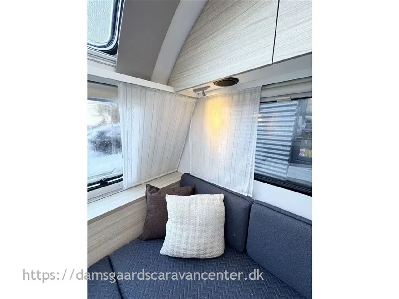 Billede 8 - 2020 - Adria Altea 362 LH 4four   Enkeltsenge-Lamel-Gulvtemp.-Mover-Telt