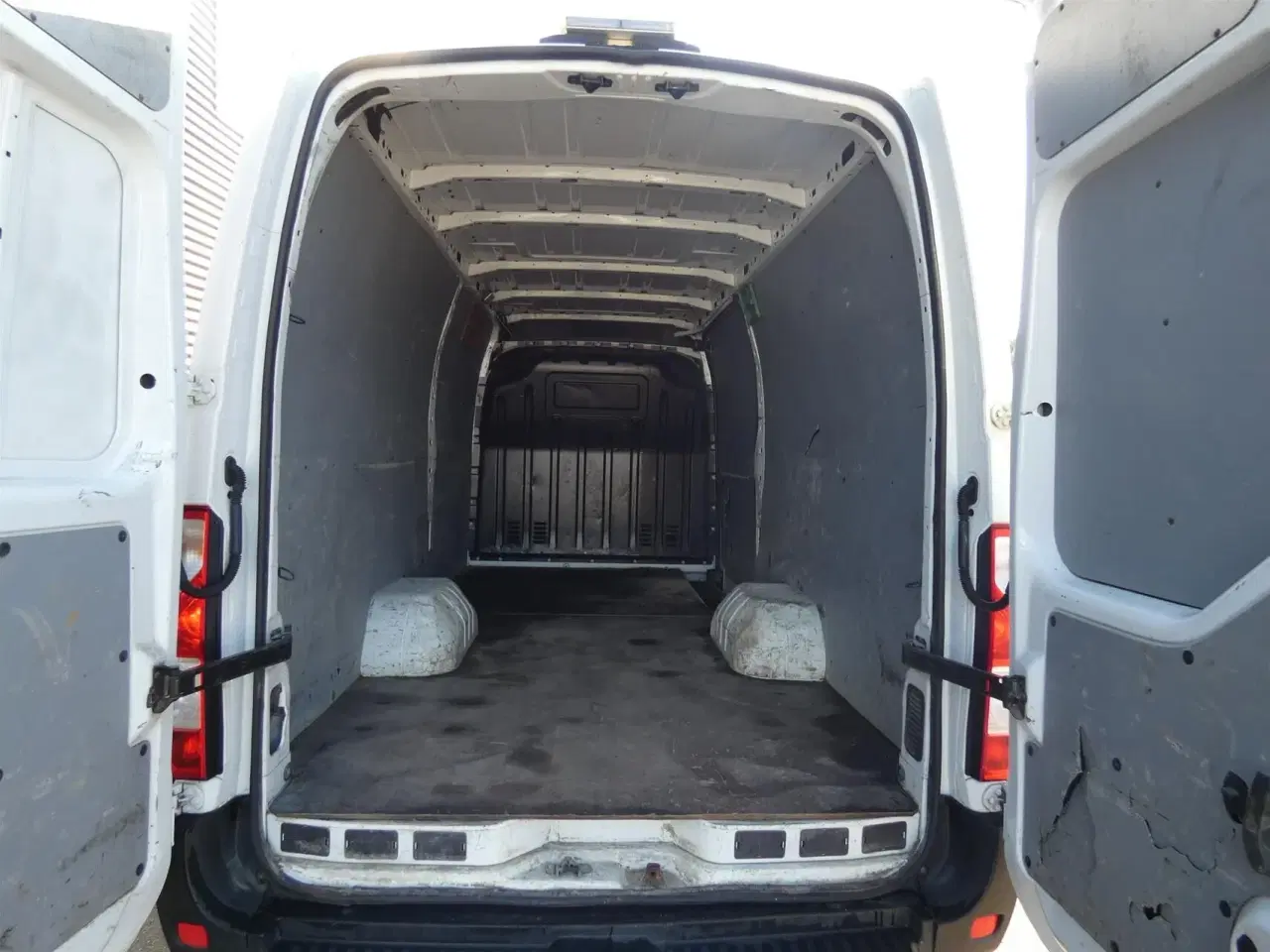 Billede 6 - Renault Master T35 L3H2 2,3 DCI tvillingehjul start/stop 170HK Van 6g