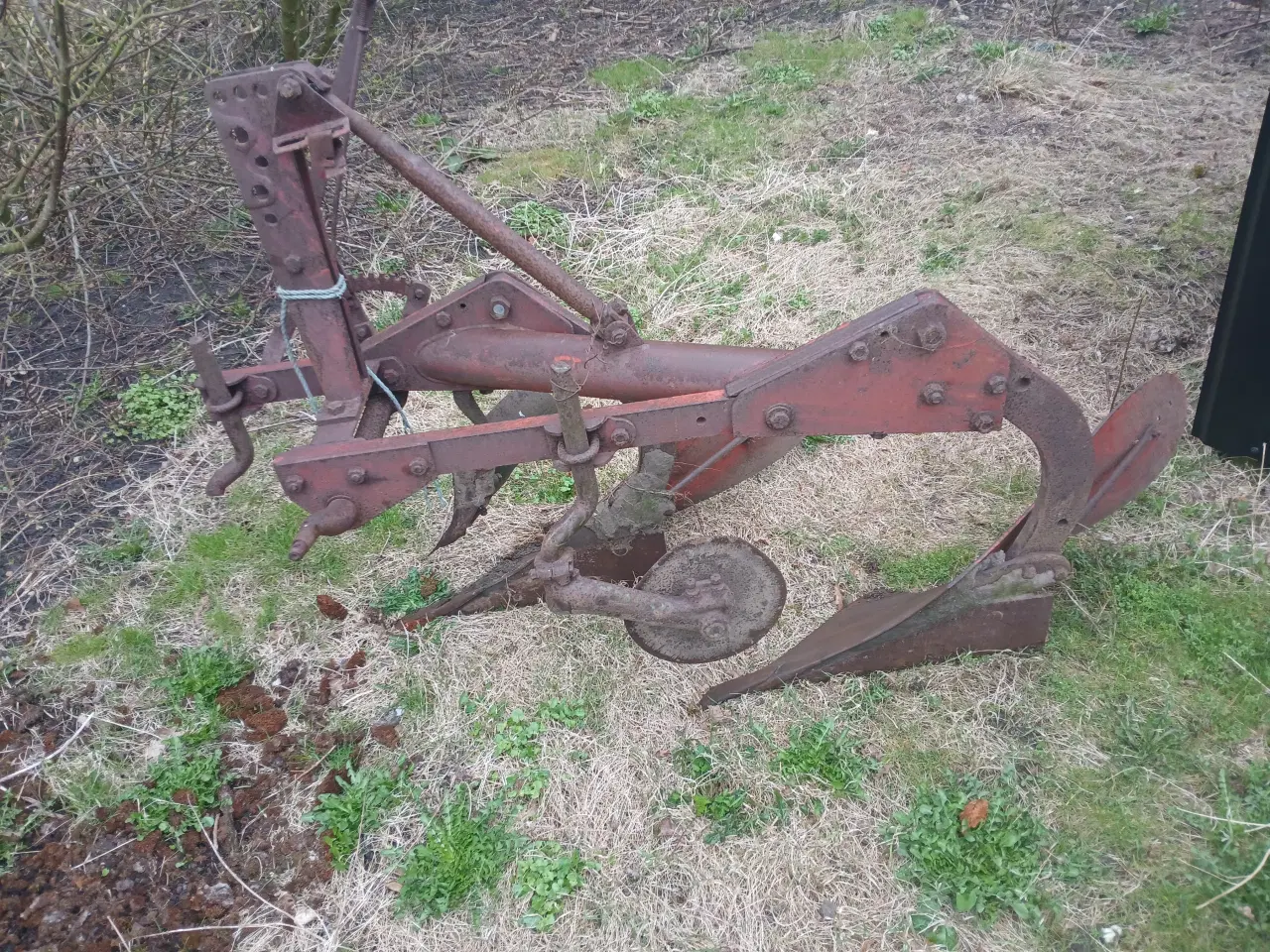 Billede 1 - 2 furet plov