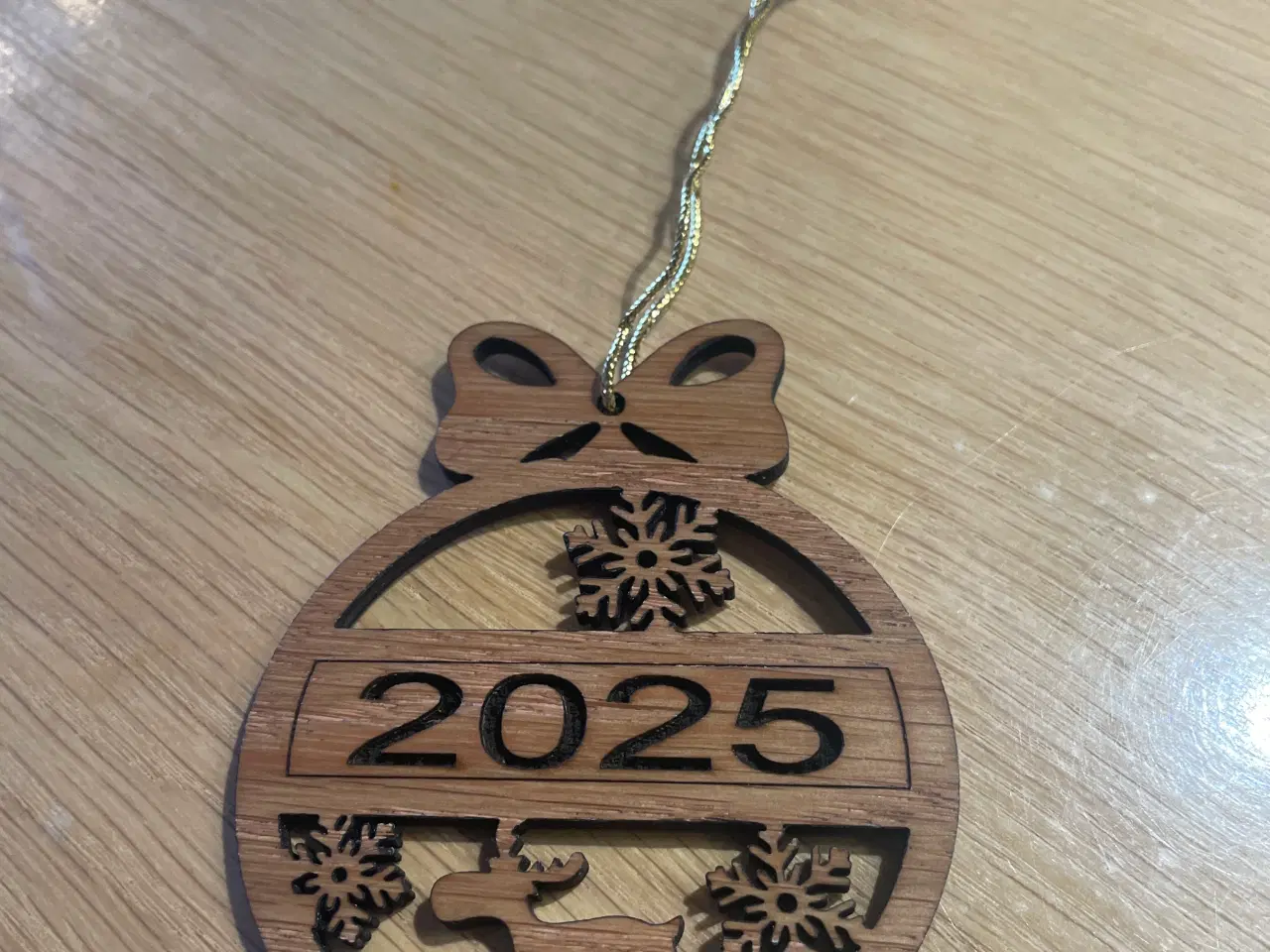 Billede 2 - Juleophæng i træ.