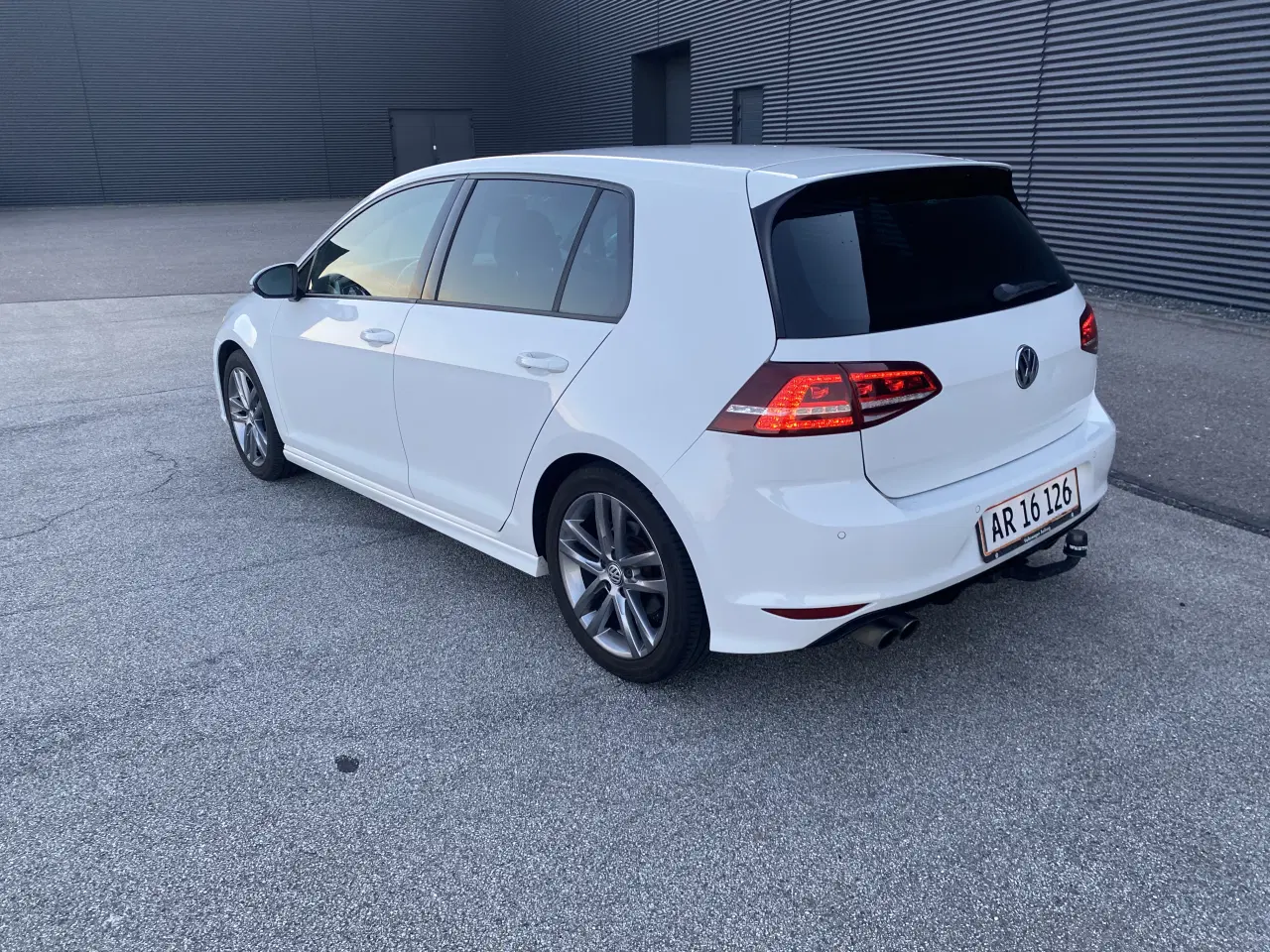 Billede 3 - Lækker Golf R-Line sælges