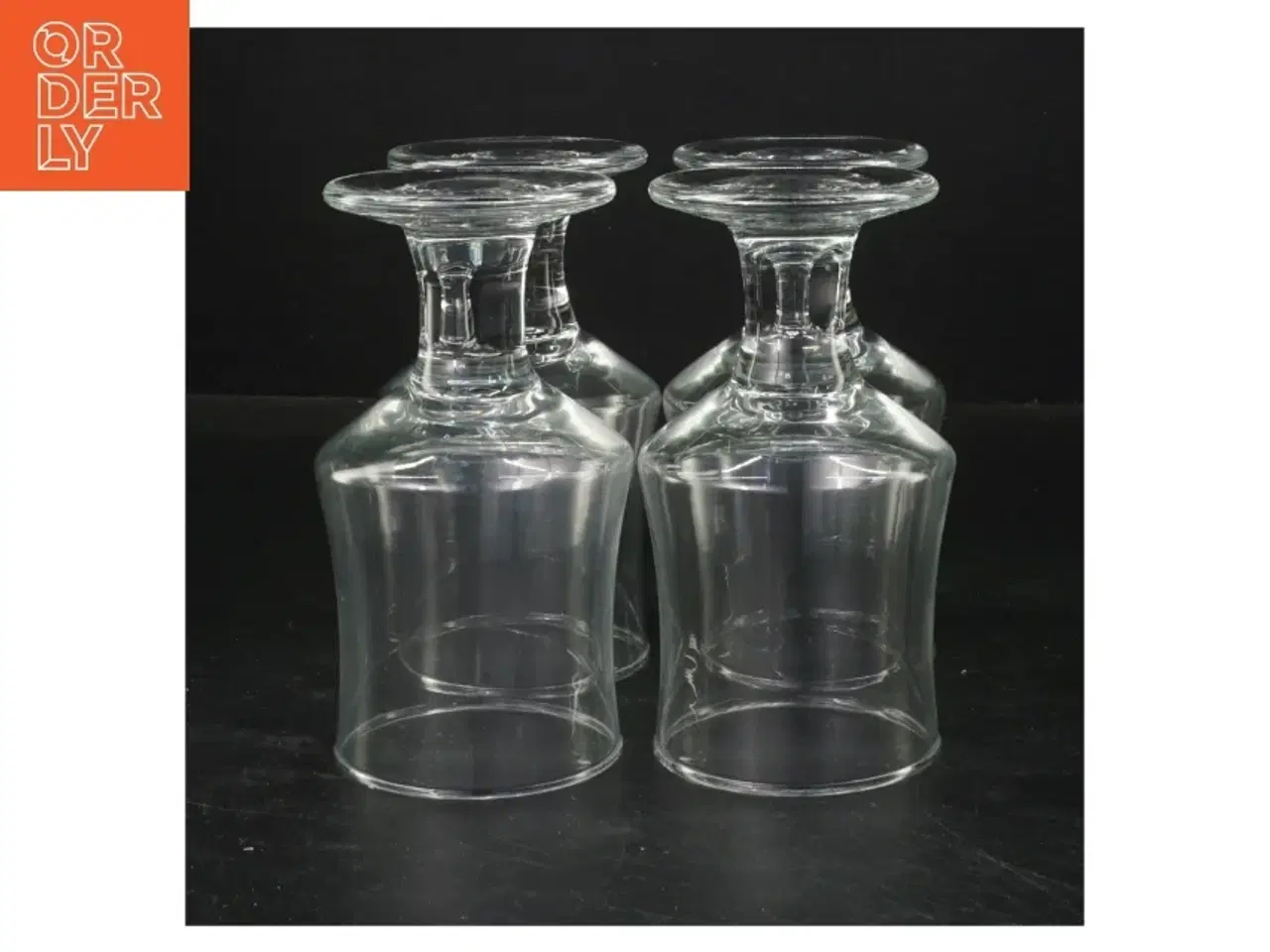 Billede 2 - Sæt med 4 glas (str. Ø 6,5x13,5 cm)