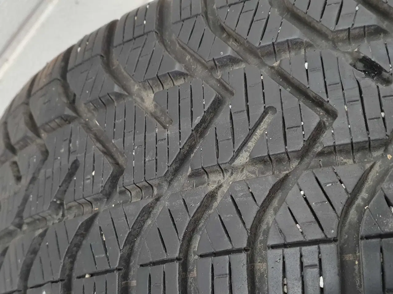 Billede 2 - Alufælge med vinterdæk