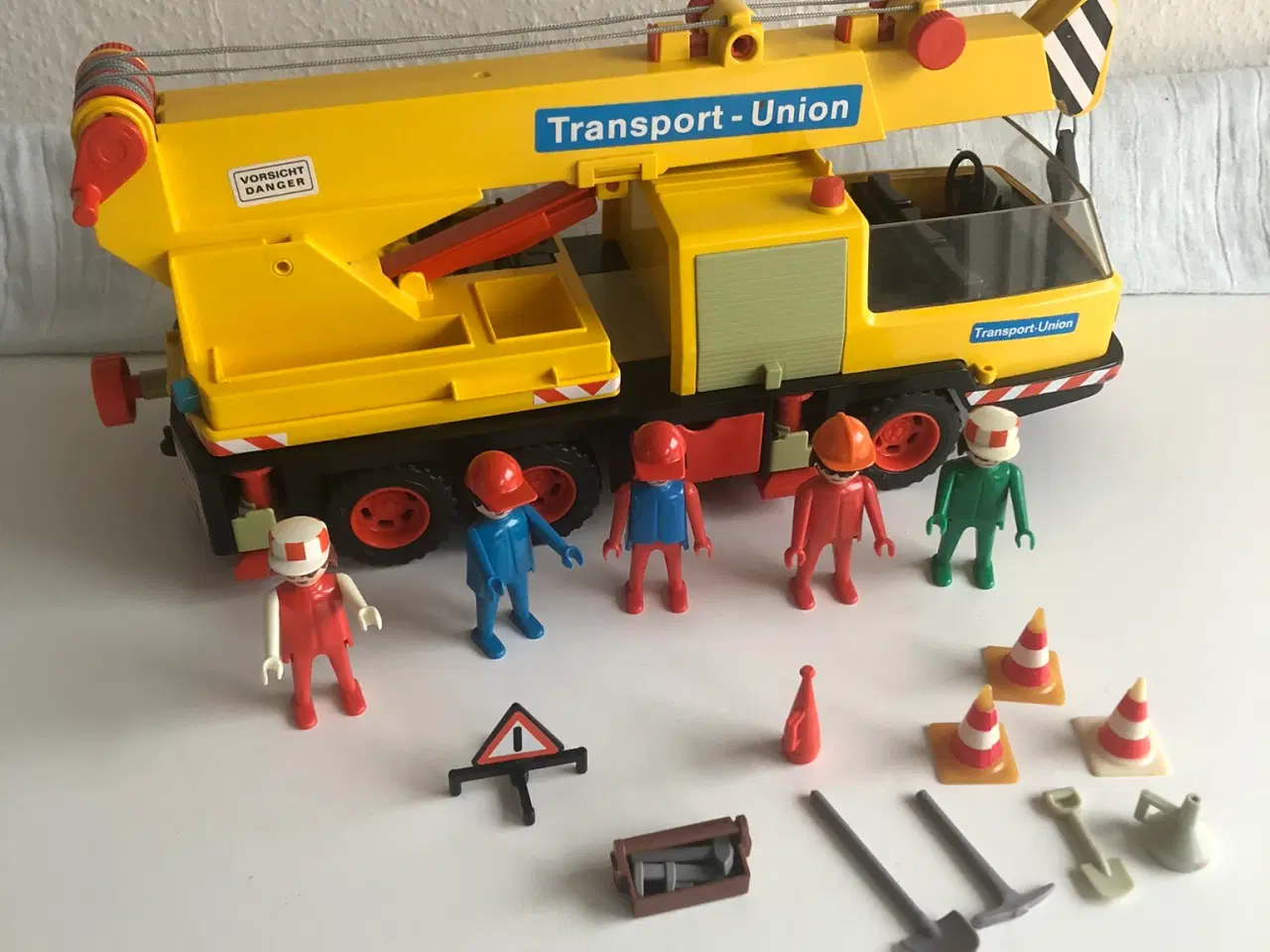 Billede 2 - Playmobil Transport-Union kranbil figurer og tilbe