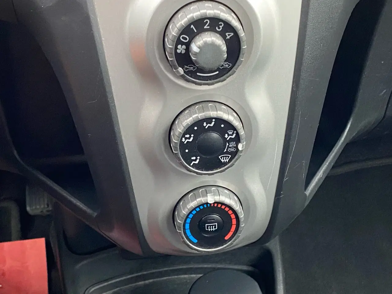 Billede 11 - Toyota Yaris 1,0 VVT-I Linea Terra 69HK 3d