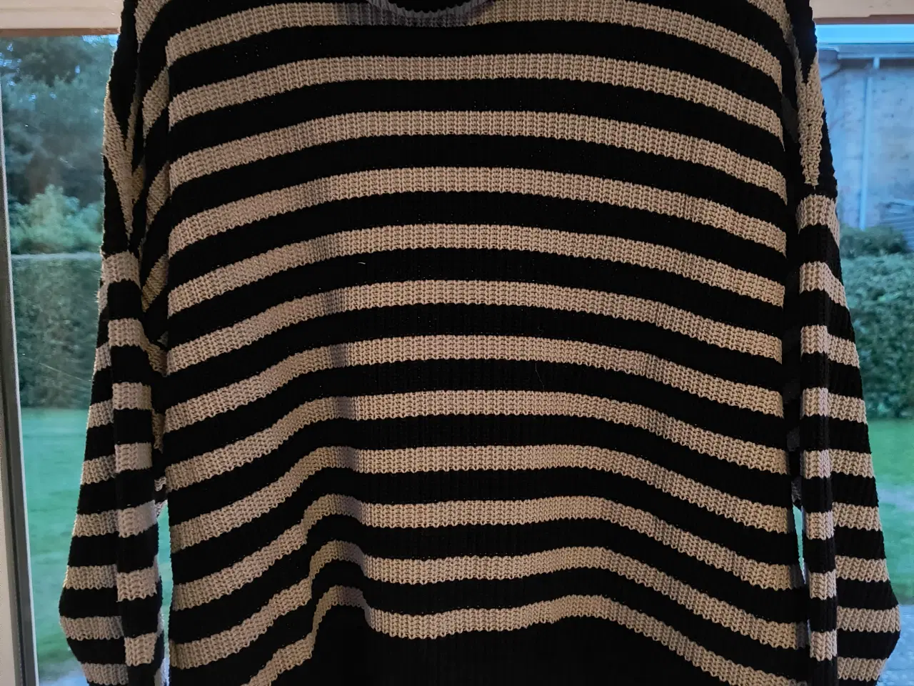 Billede 1 - Sweater  
