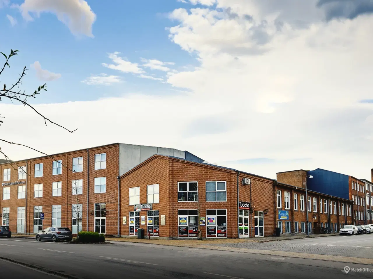 Billede 2 - Højloftet og synligt erhvervslejemål i hjertet af Odense