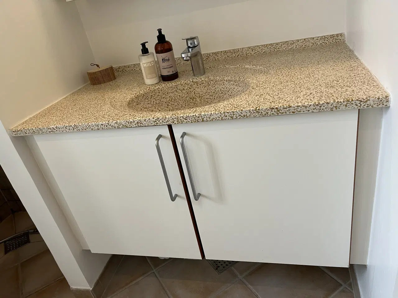 Billede 5 - Vask med bordplade i terazzo bredde 110 cm 