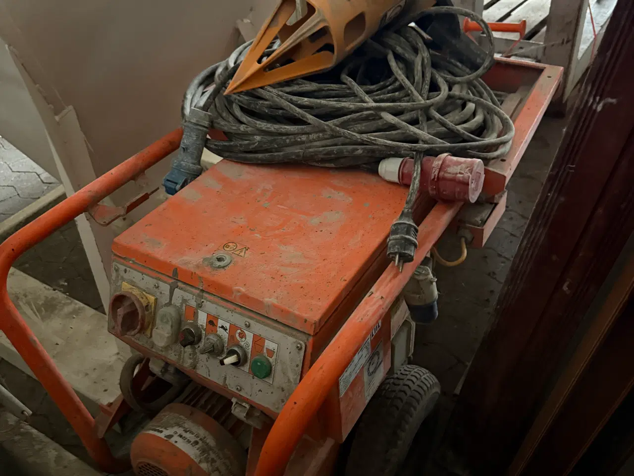 Billede 12 - To PFT HM 106 230V - Tvangsblander med silo