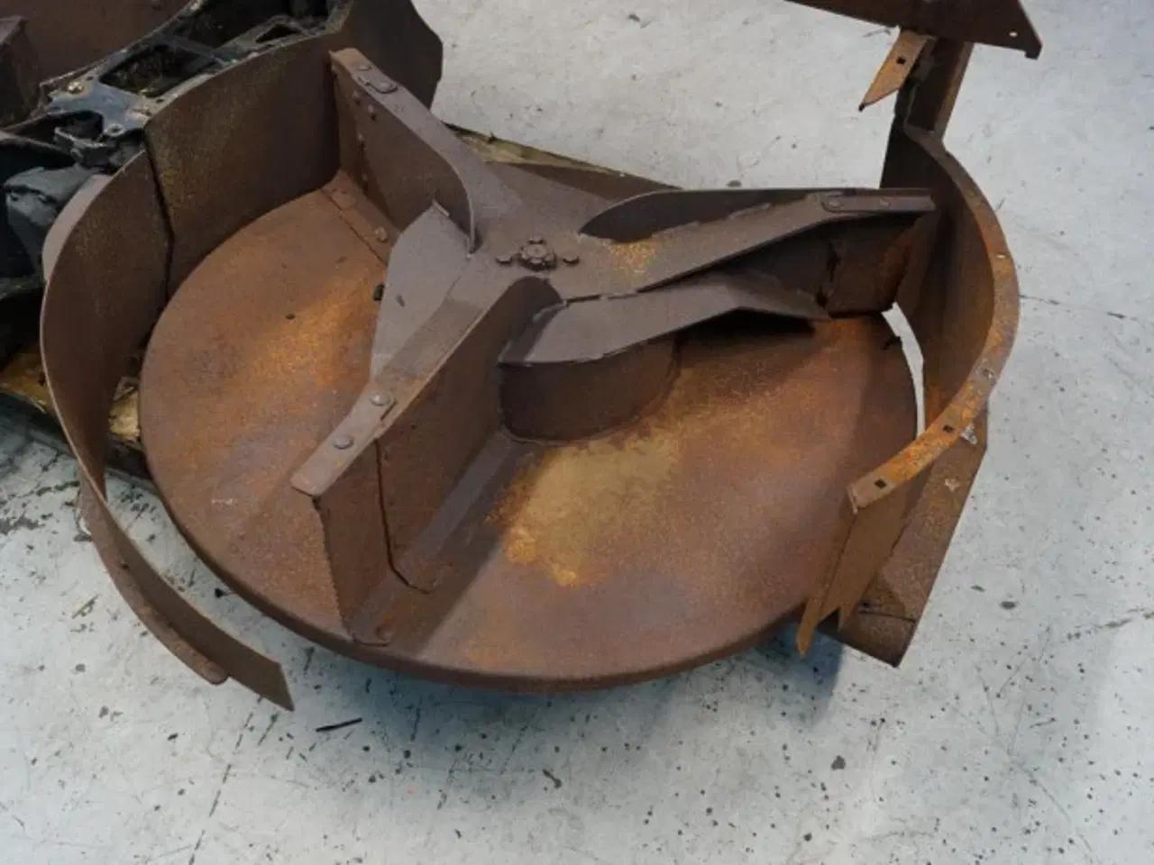 Billede 15 - New Holland CR 9090 Avnespreder 87723589