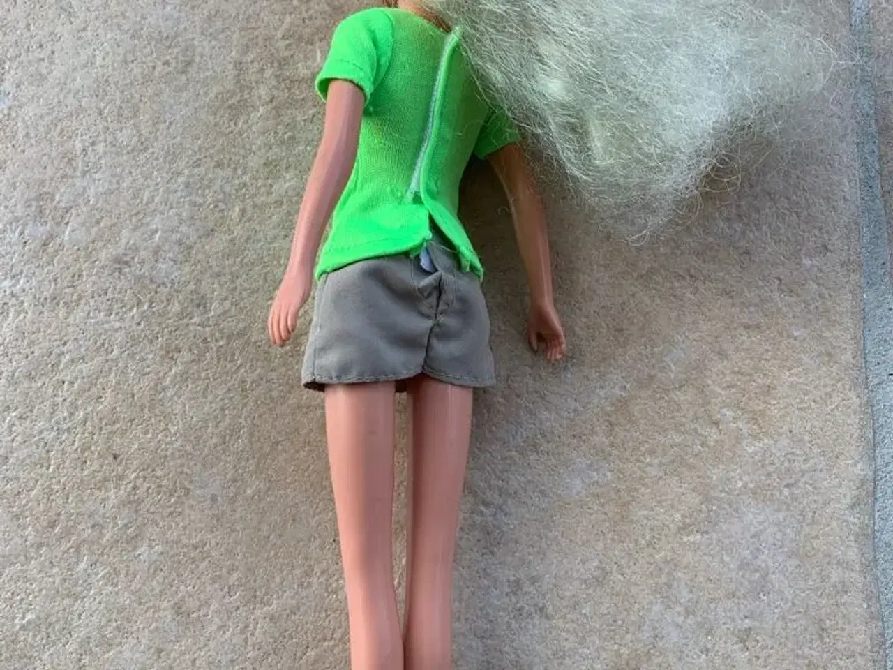 Billede 2 - Barbie dukke