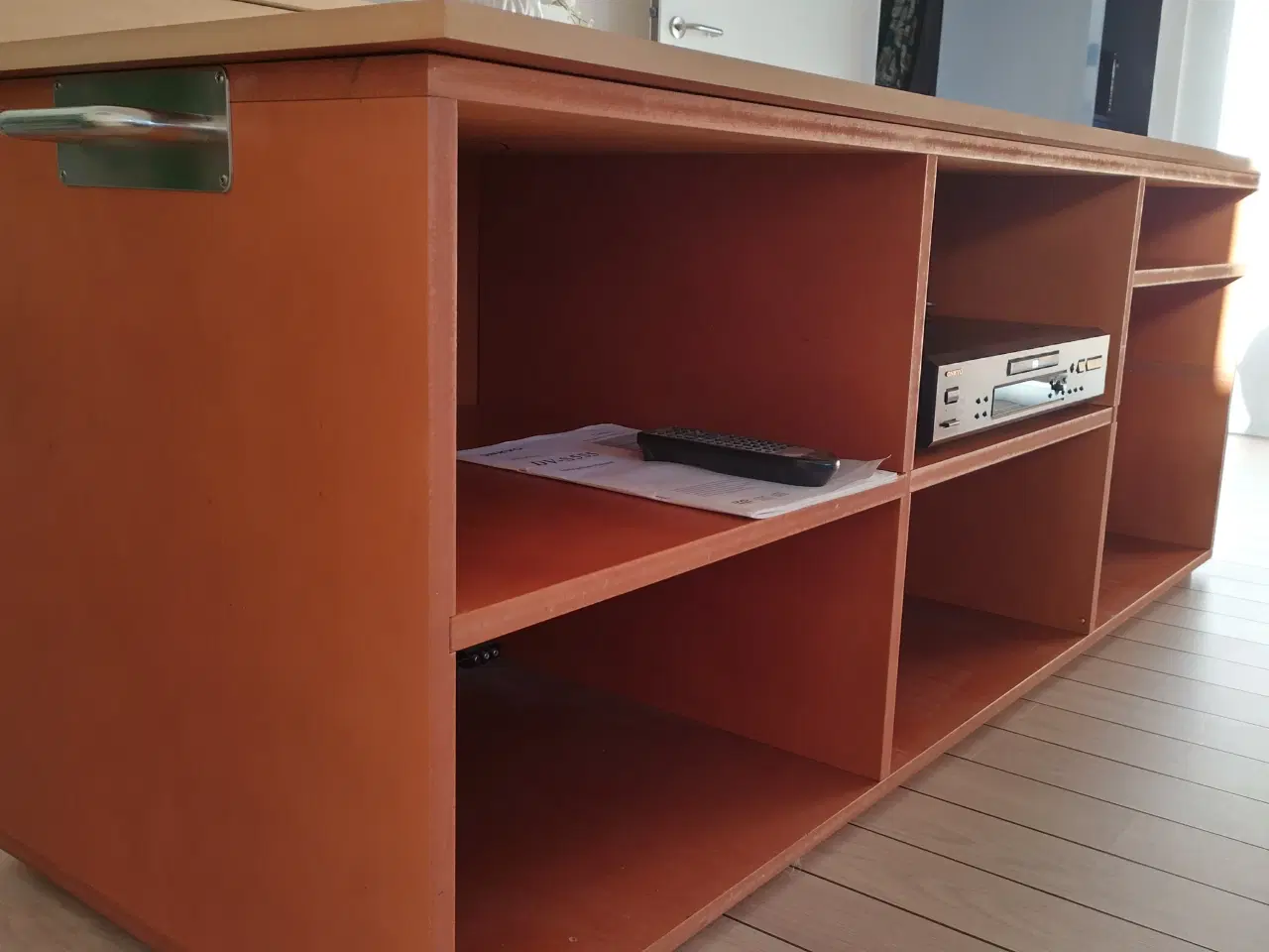 Billede 2 - Tv bord. Tv møbel. Tv bænk.