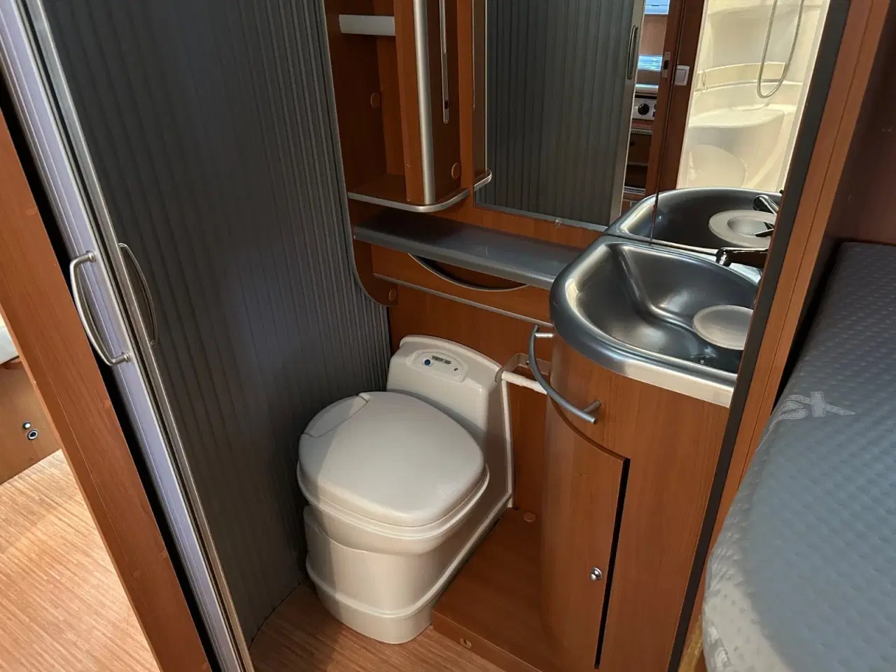 Billede 16 - Fiat McLouis 2,3 MJT Tandy 673 G