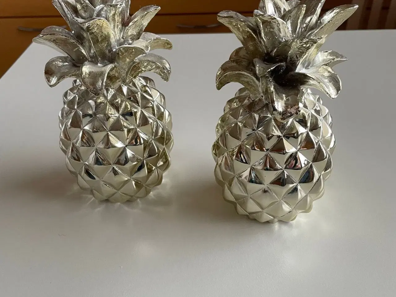 Billede 1 - Lene Bjerre - forgyldte ananas
