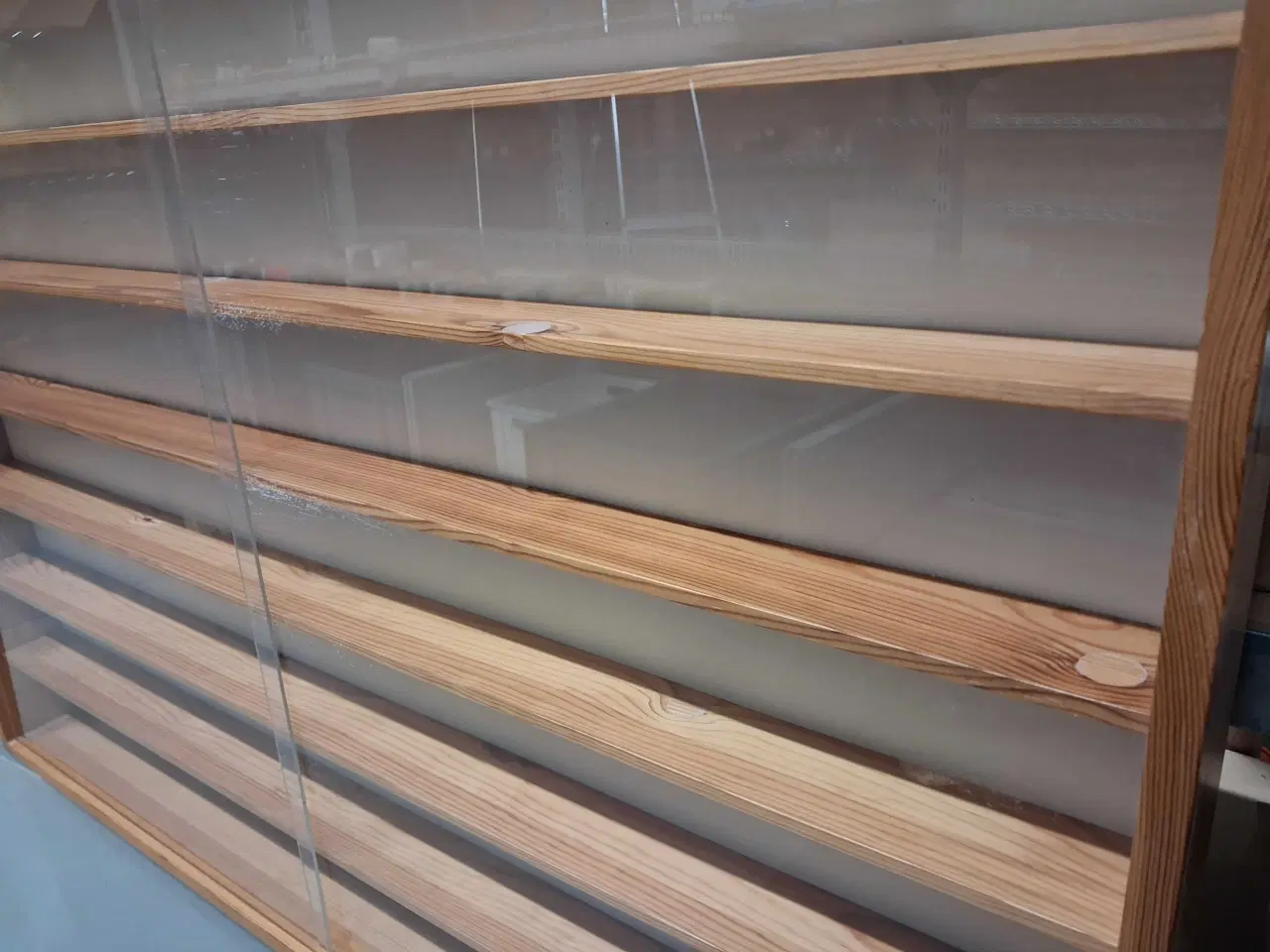 Billede 1 - Vitrineskab til modeltog, modelbiler eller lign sa