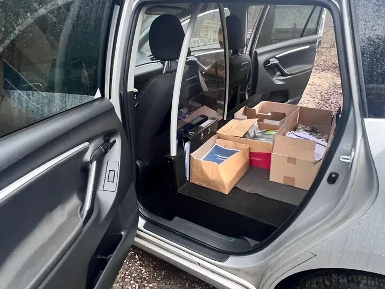 Billede 9 - Varerbil toyota sportsvan 1.6 D-4d